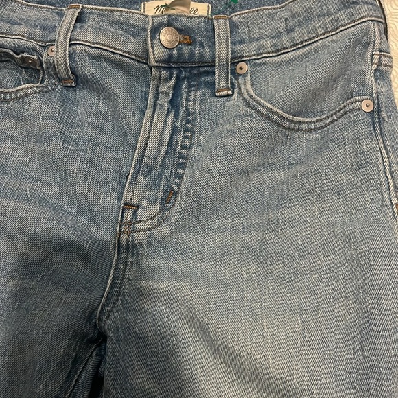 The Petite Perfect Vintage Jean in Rosabelle Wash: Comfort Stretch Edition - Picture 8 of 11